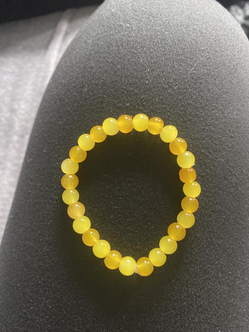 Product Introduction of Beaded bracelet yellow and orange 1