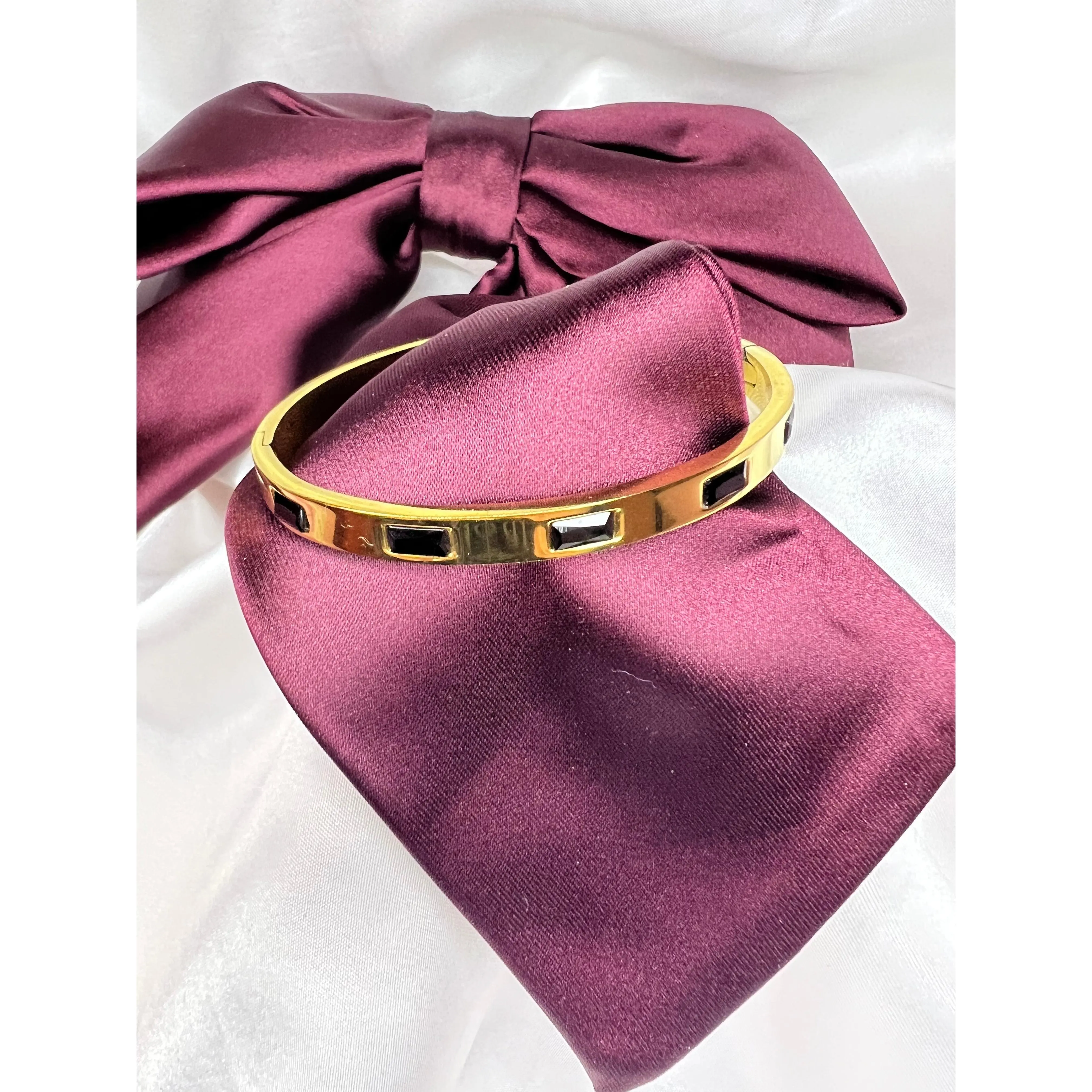 Grace & Faith Jewellery | Jewellery for the GOLD GIRLIES | 18K Gold Plated Stainless Steel Lunelle Bangle bracelet stacks