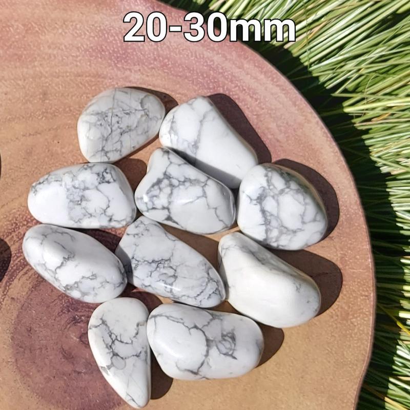 Howlite Tumbled Stone, A Grade Tumbled Stone. Howlite Crystal Gemstone, You choose the size you would like !! UK Seller. 8