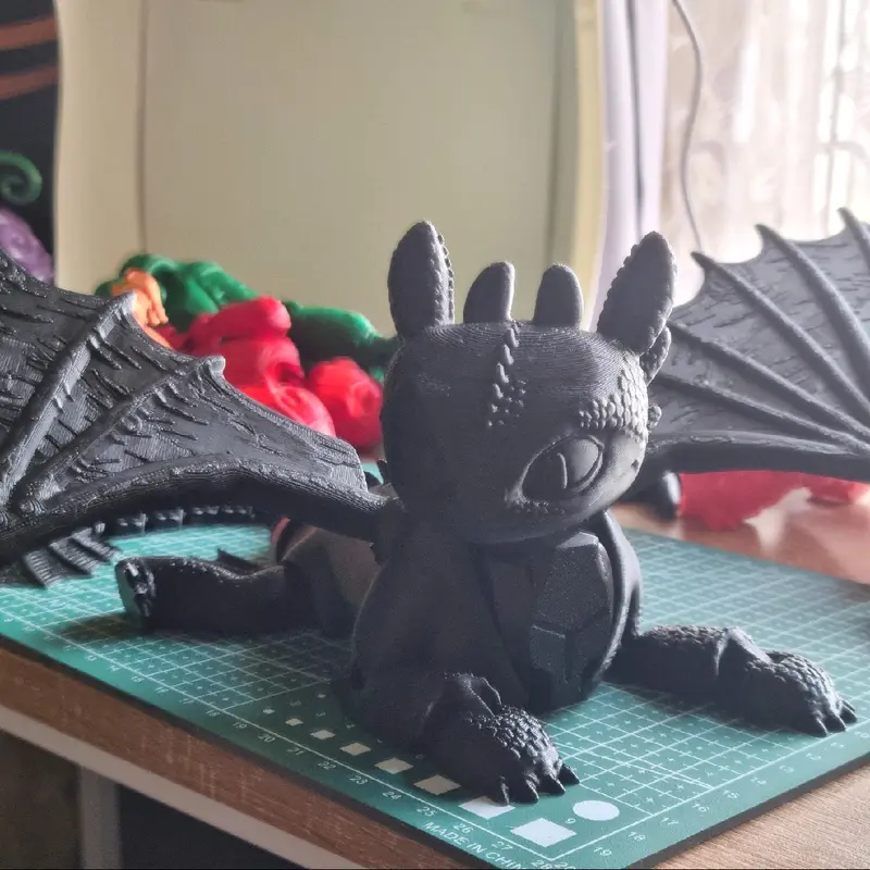 Toothless the Dragon /  How to Train your Dragon / Sensory Figurine 2