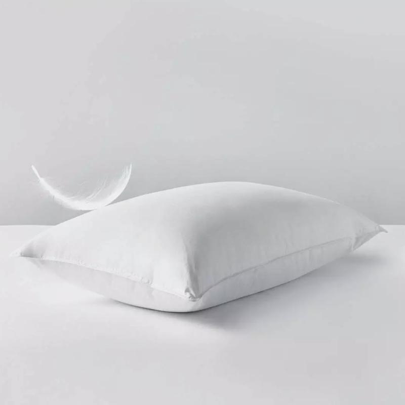 Pair of Goose Feather Pillows – Extra Soft for Luxurious Comfort and Relaxation 2