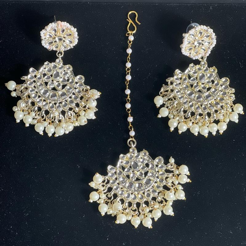 Kundan and pearls earrings with manntikka Anniversary Birthday Daily Engagement Wedding 2