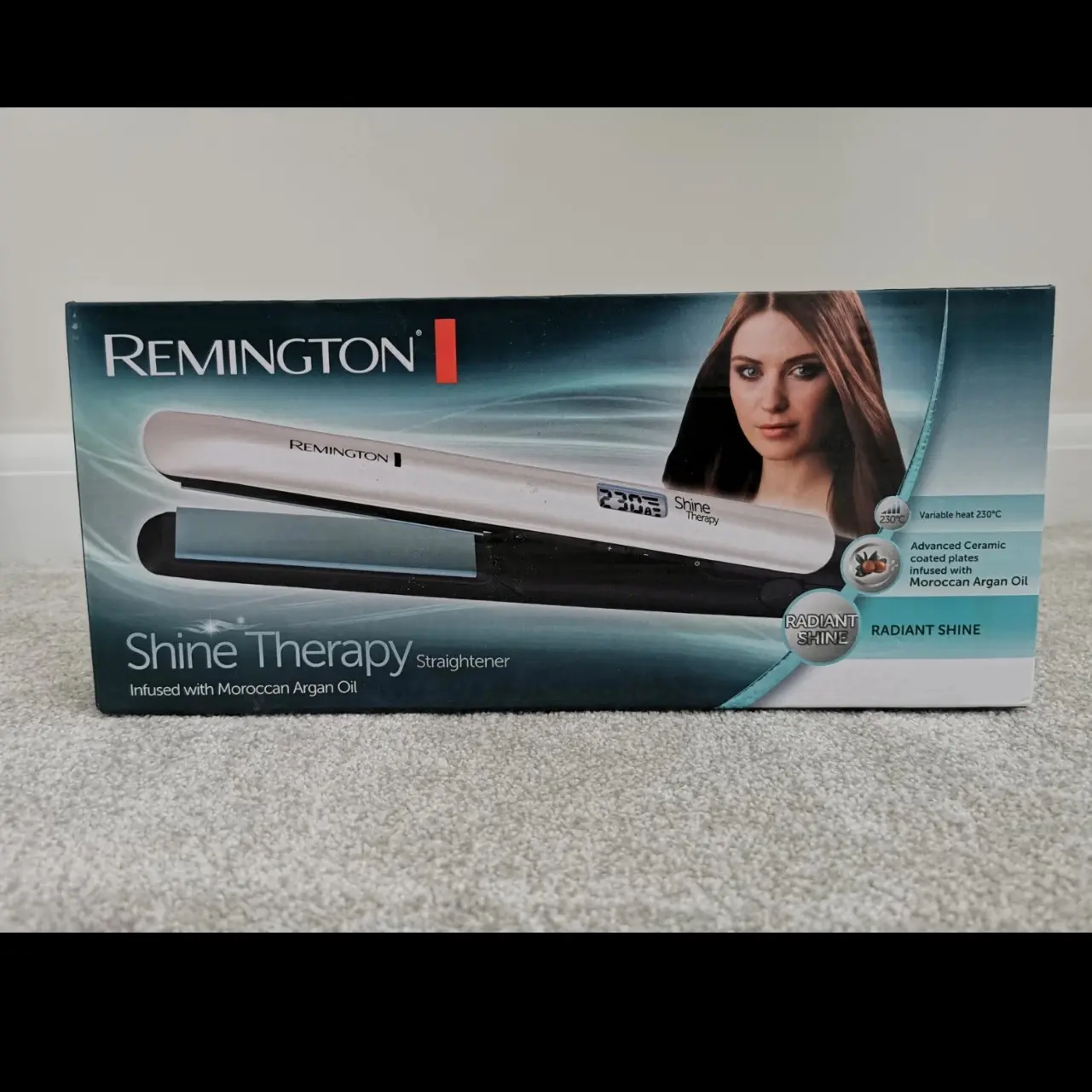 Remington Shine Therapy Hair Straightener with Advanced Ceramic Plates and Moroccan Argan Oil - Smooth, Storage