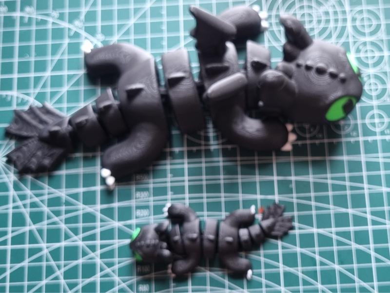 Baby Toothless the Dragon Articulating Collectable Figurine / 3D Printed Figurine 3