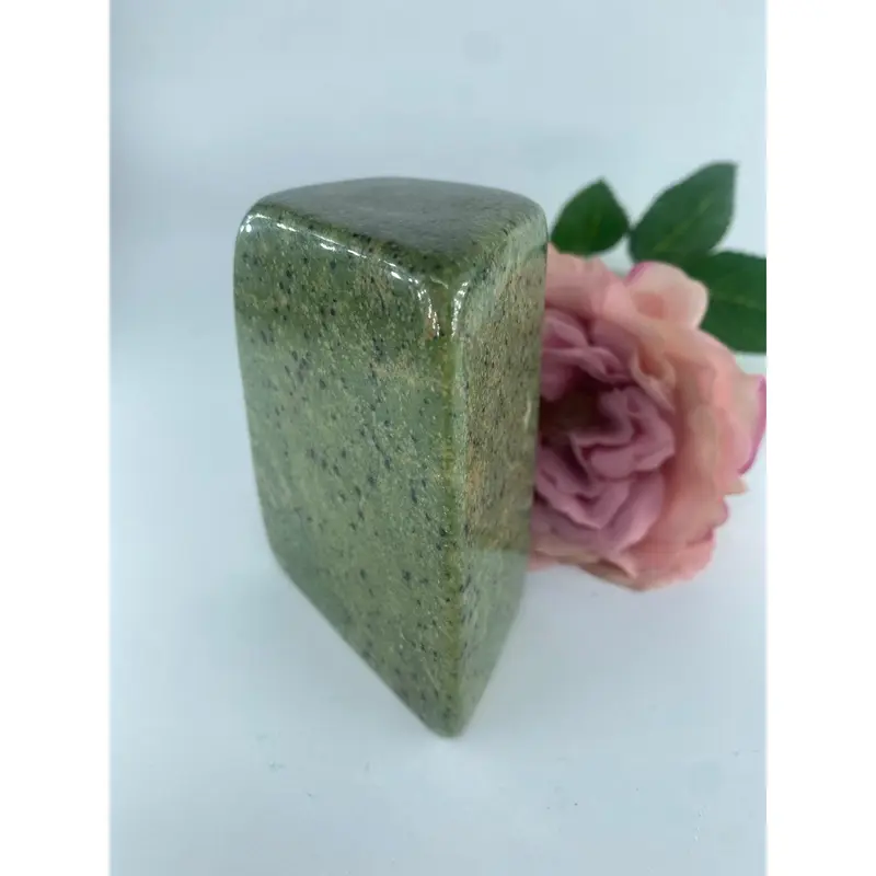 Serpentine Freeform 463 grams 2