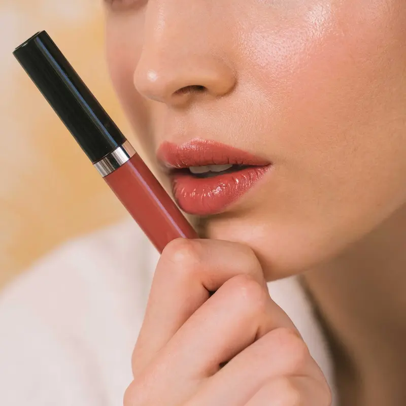GEODERM Lip Gloss Glossy Coral 1