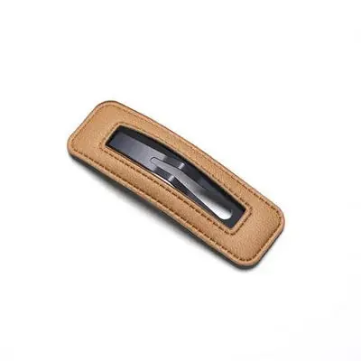 Vegan Leather Clip Beige