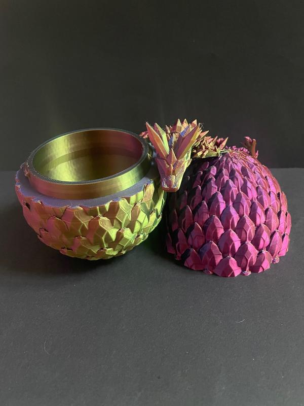 3D Printed Dragon Egg, multicolour, dragons, sensory toy, flexi dragon 1