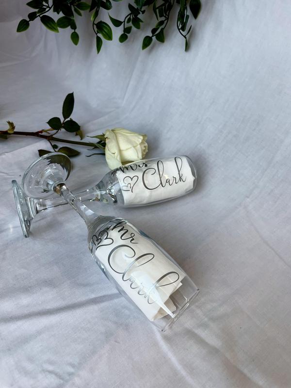Personalized Wedding Glasses for the Bride and Groom | Mr and Mrs Glasses | Groom Bride Glasses | Glasses for Two | Wedding Glasses Set 5