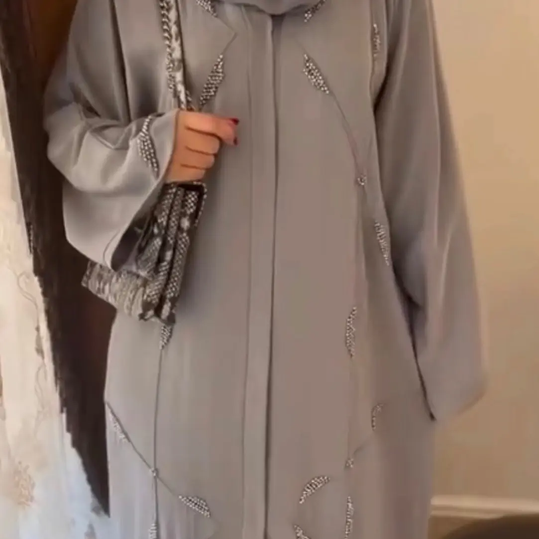 Shamna abaya