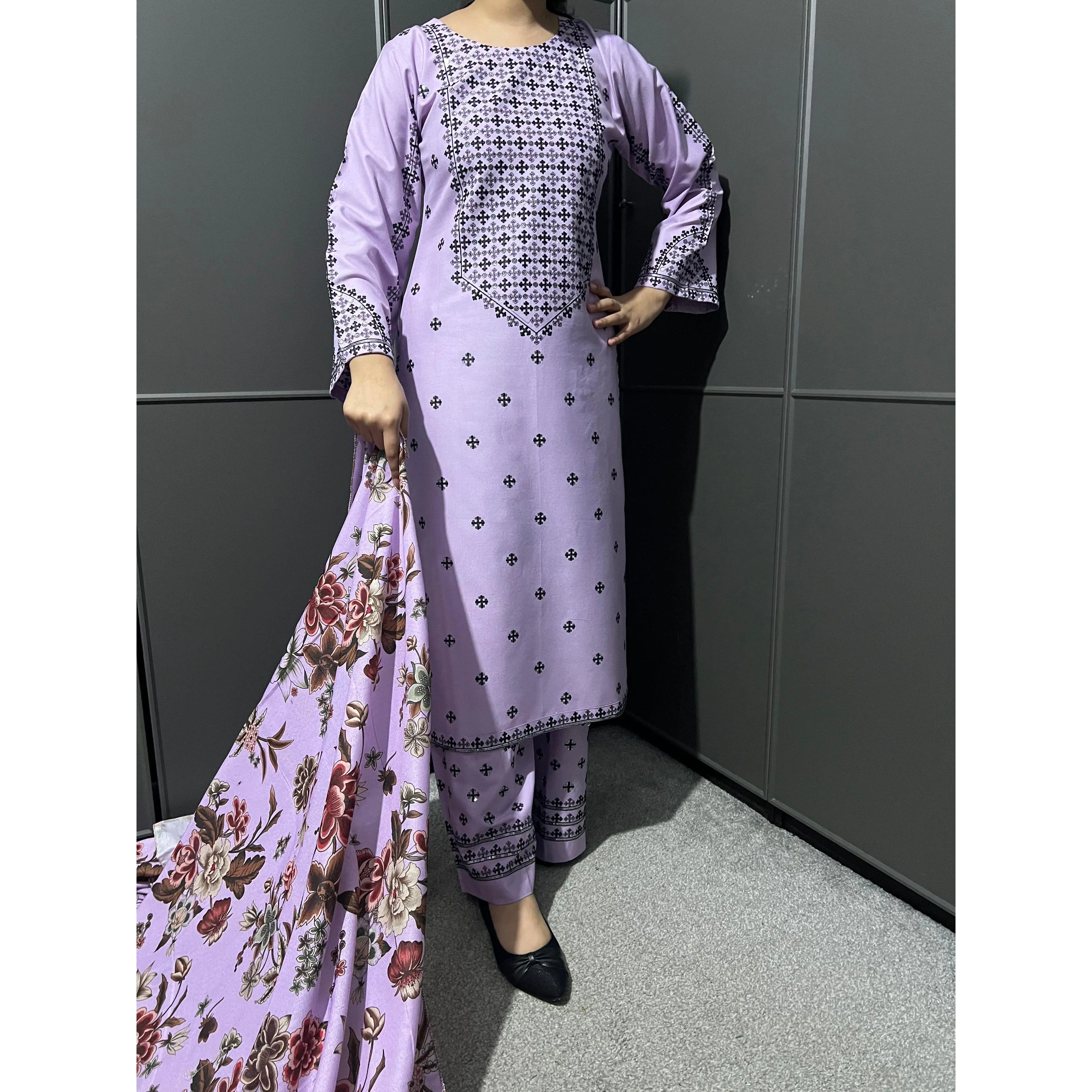 D-4 Dhanak Winter Embroidered Plazo Suit 3 PC Outfit With Shawl