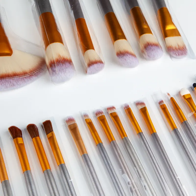 24 piece Make up Brushes Set with Pouch, Makeup Brushes with soft Bristles and Comfortable Grip Brushes Pouch for Travel, Gift For girls Large make  brushes,eyelash brush glitz and glam  brush makeup set 24 makeup  bundle set portable  makeup brush beauty 5