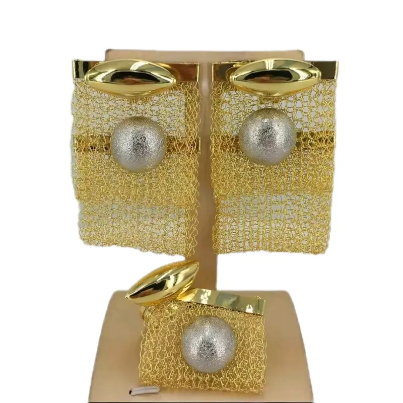 Gold Mesh Metallic Jewellery Set for Women 5