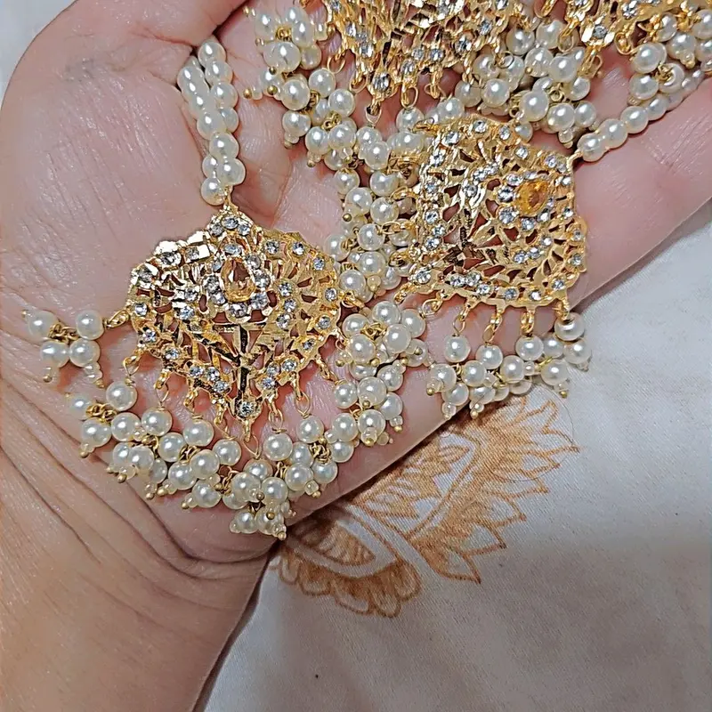 haydrabadi pendant set with white pearl 5
