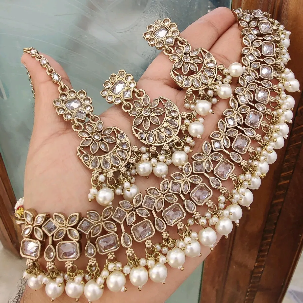 Kundan Sets for Women - Traditional Indian Jewelry
