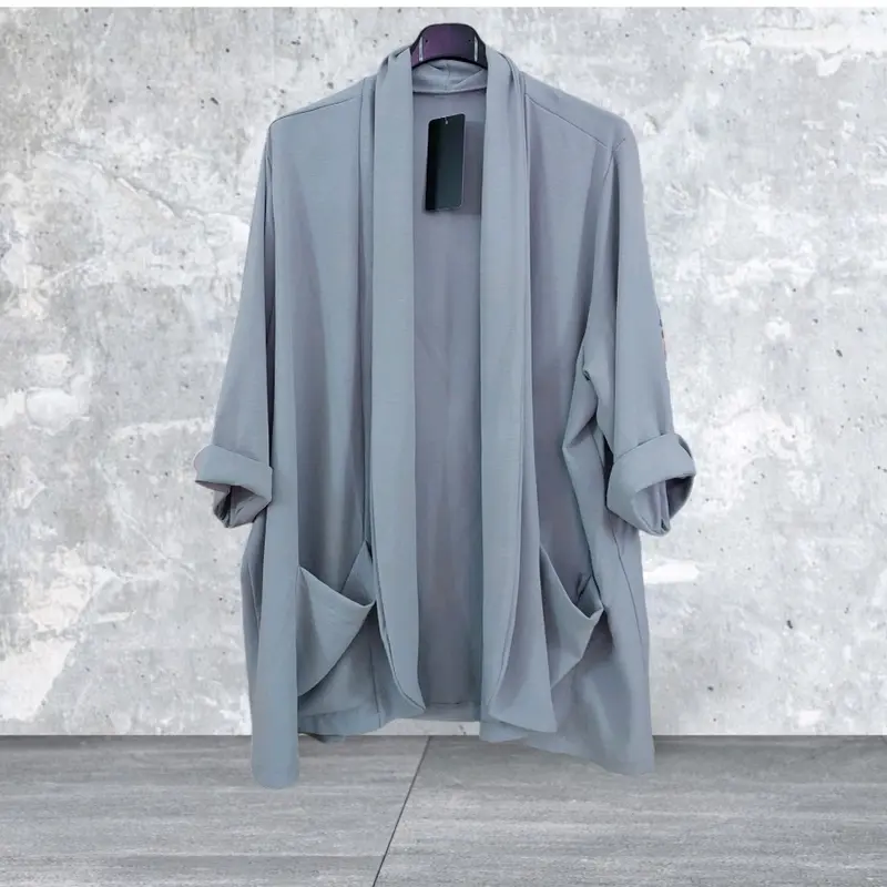 casual light weight blazer with pockets fits size 10-20 5