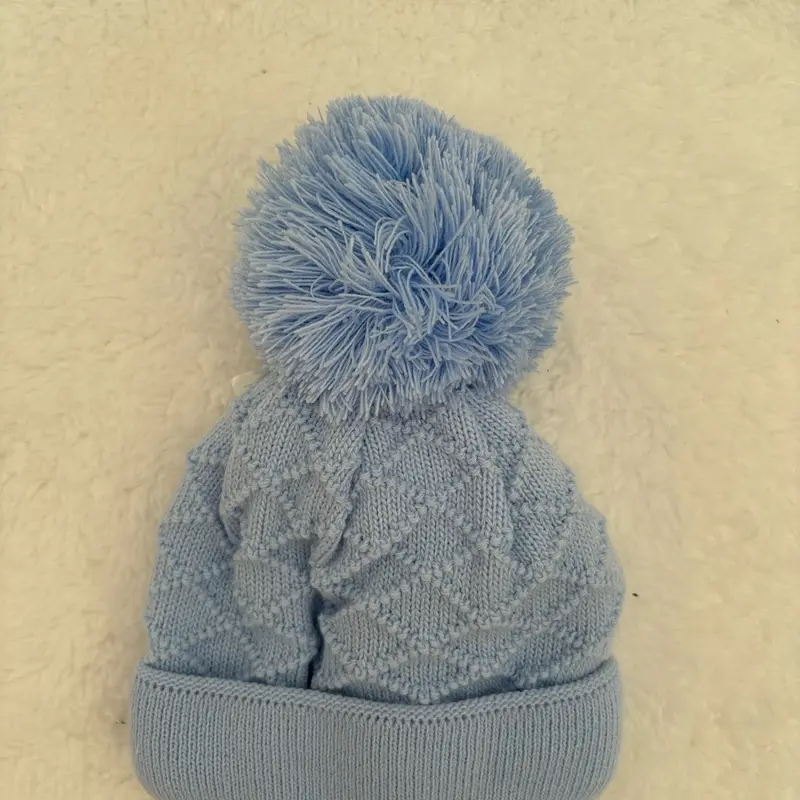 Baby boys pink or blue diamond bobble hats 0-12 months 2