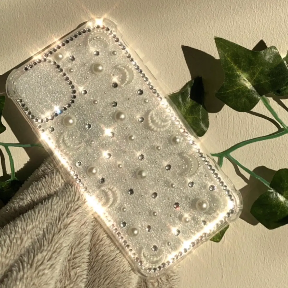 Aesthetic moon rhinestone phone case