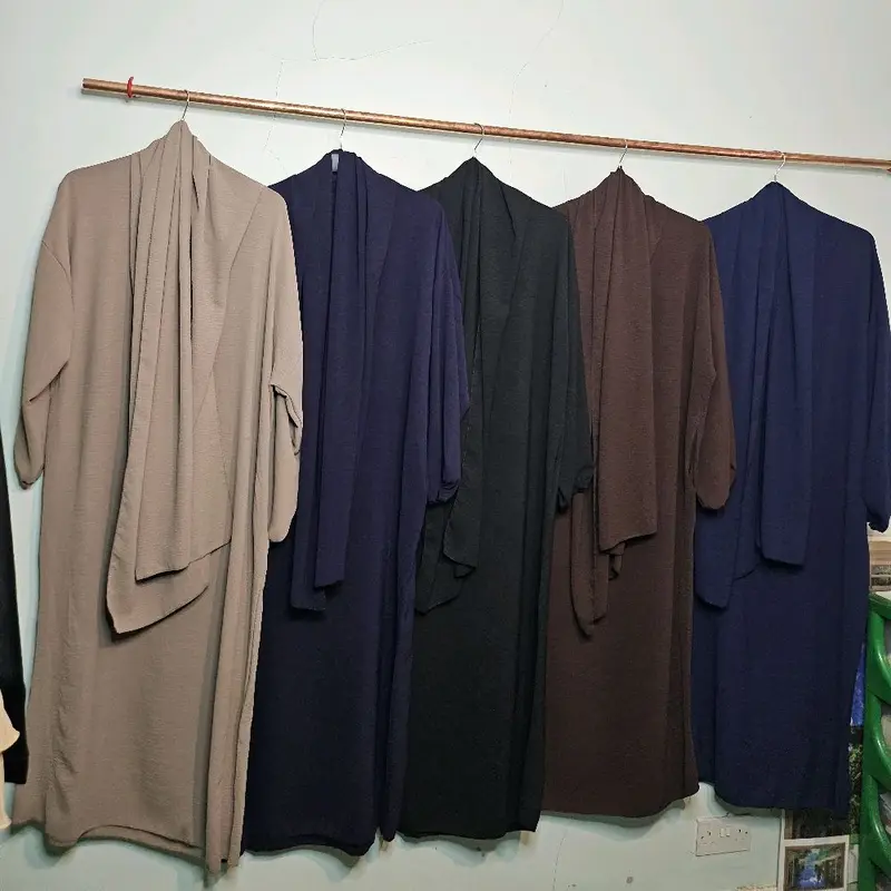 ladies nide fabric abayas with attach scarlf and both side pockets size 10/18 2