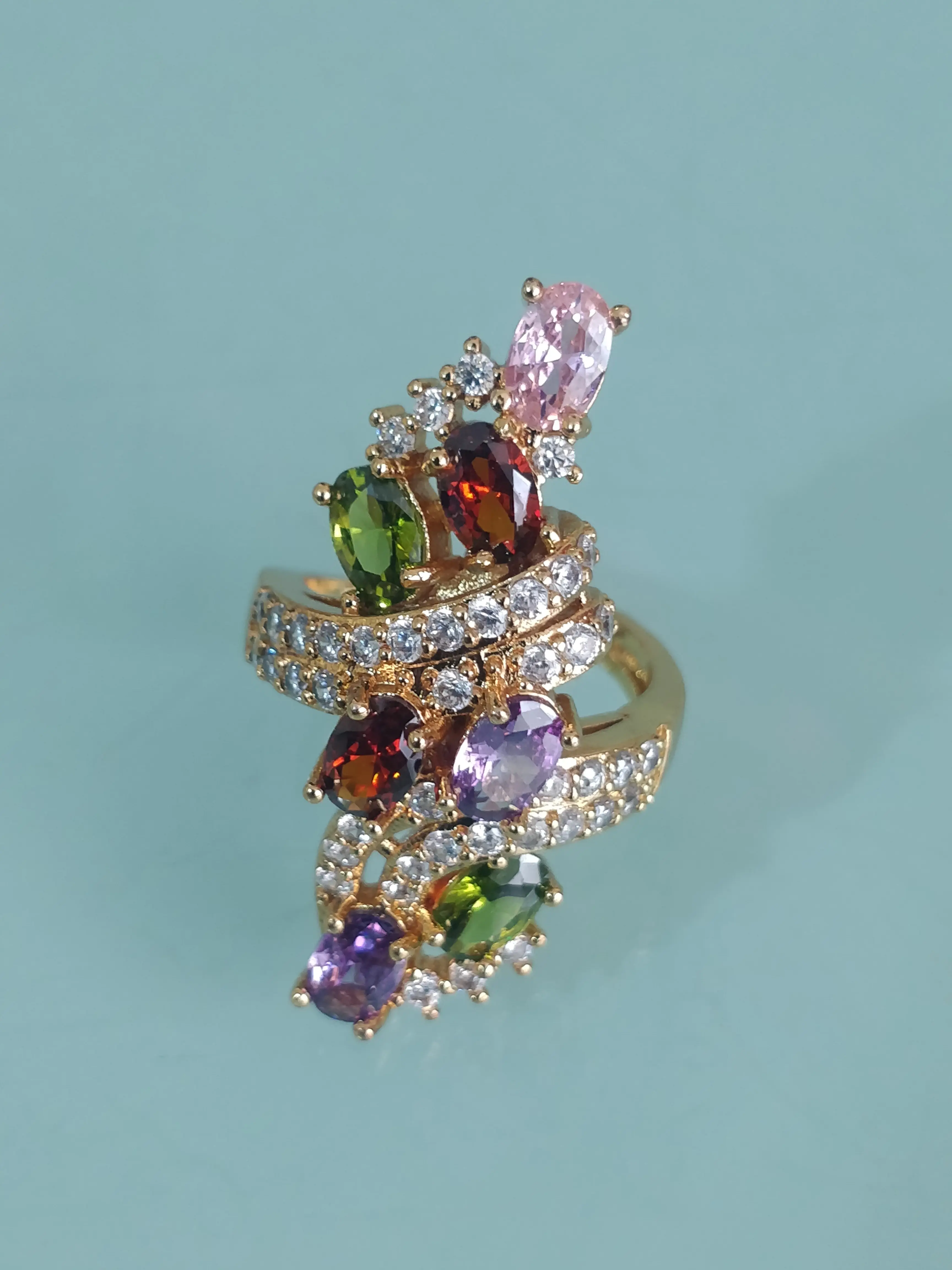 (Mode Stile)  Multi Stones Ring - Multi-color Geometric Beads Flower Rhinestones Bow Fringe Design for Women