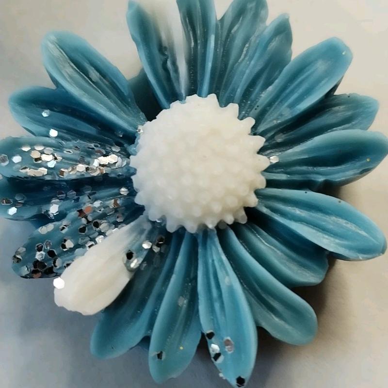 Flower beautifully smelling Melt for burners 2