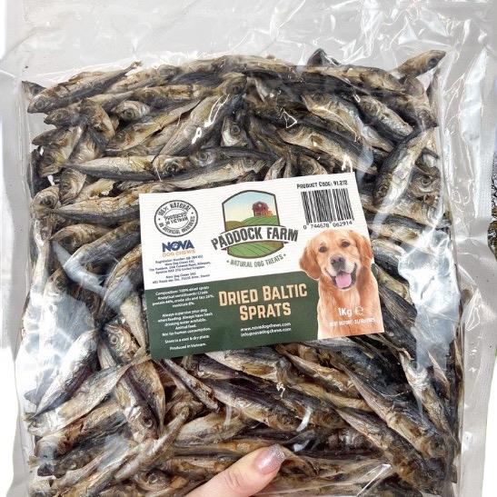 1kg Sprats - Dog Treats - Natural Treats for dogs 0