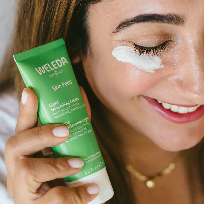 Weleda Skin Food Light Comfort Hydrating 3