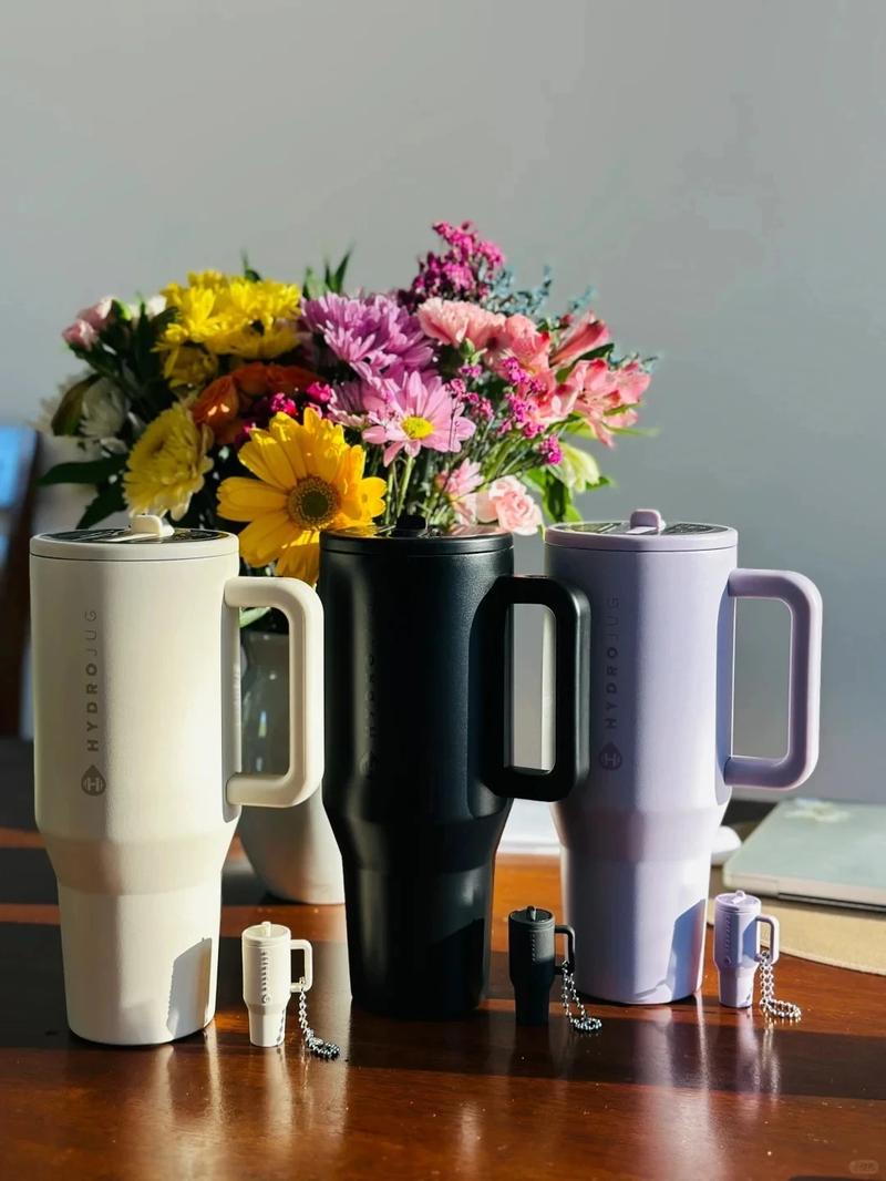 Product Introduction of HydroJug Tumbler 32OZ/40OZ Traveler Straw Lid Stainless Steel Vacuum Insulated Car Mug Double Wall Thermal Iced Travel 12
