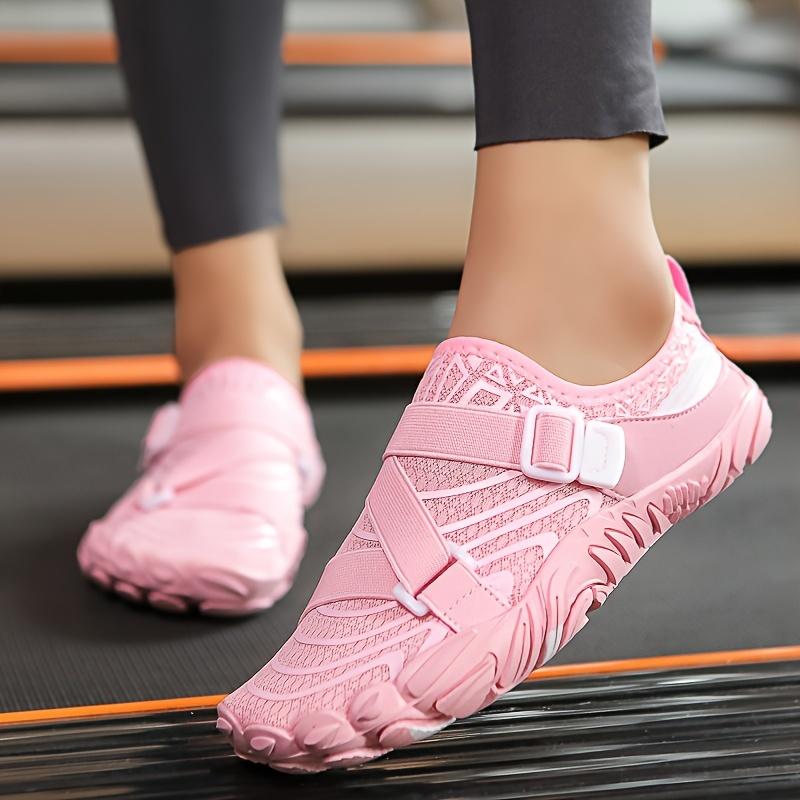 Product Introduction of Women's sports water shoes are casual, breathable, lightweight, fast drying, anti slip, barefoot, and suitable for surfing, swimming, fishing, diving, fitness training, outdoor river tracing, and adjustable fit 3