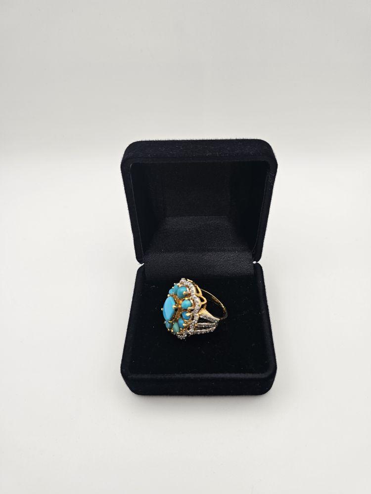 Product Introduction of Turquoise Ring for Women - NaurattanSilver with Zircon Studs and Handcrafted Design 10