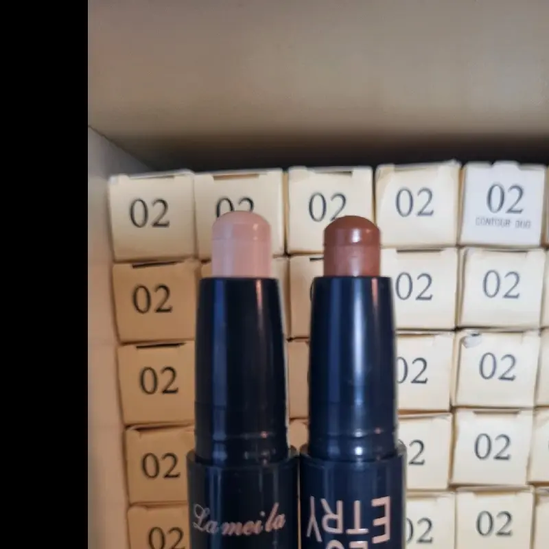 Bronzer Concealer Stick , Conturing Highlighting Pen , Facial Shadow & Bronzer Makeup Stick Creamy Color Coffee Correcting Cosmetic 01 Natural + Light Coffe 5