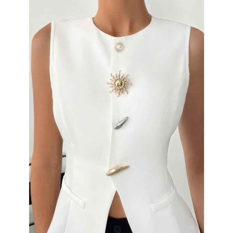 Siren Gaze Chalecos Para Mujer White Hardware Button A-Slit Vest Top Women's White Sleeveless Vest With Metal Buckle, Autumn 3