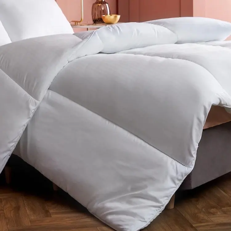 Luxury Hotel Quality 13.5 Tog Cozy Warmth Quilt/Duvet - Hypoallergenic - Ultra-Soft Microfiber - Premium Comfort -Available in All Sizes,Single duvet,Double duvet,King duvet,Super king,Dwon duvet,Best duvet,bed duvet,duvet set,Breathable duvet,
