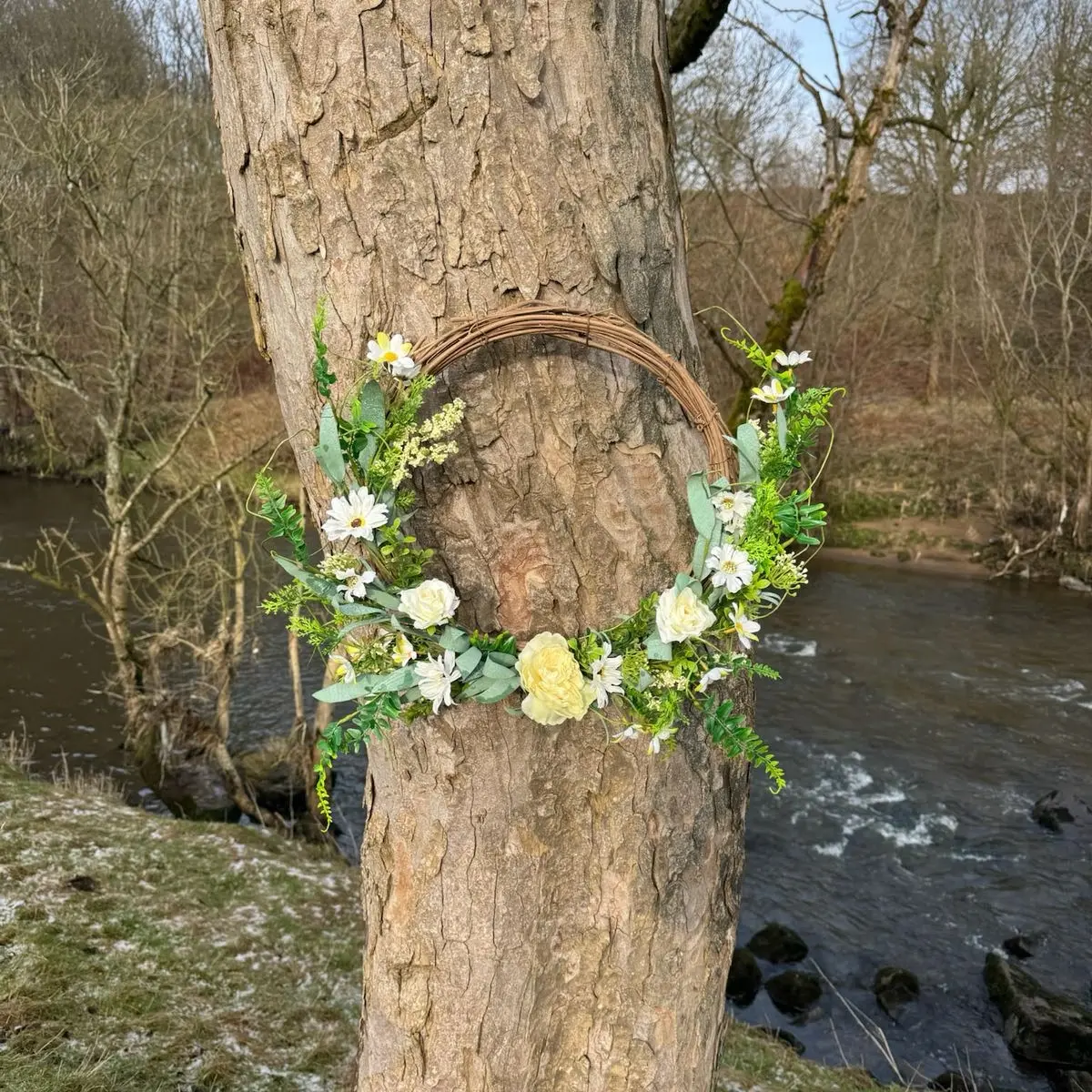 Decorative Spring Wreath - Perfect for Home & Garden Decor
