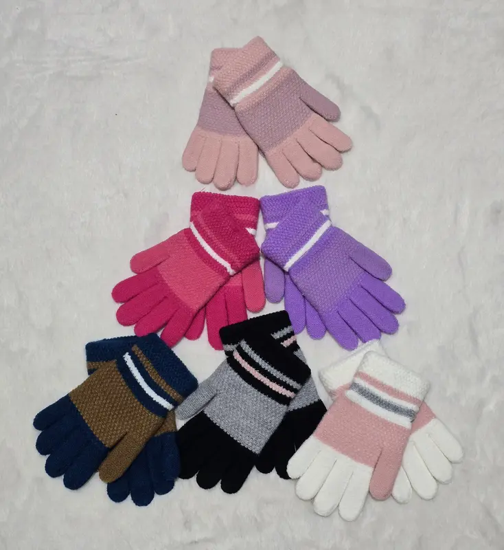 Royal Icon - Pack of 3 Unisex Kids Gloves Pro Heat Winter Gloves - Thermal Insulated Knitted Gloves with Stylish Lined Design for Boys & Girls Gloves 4