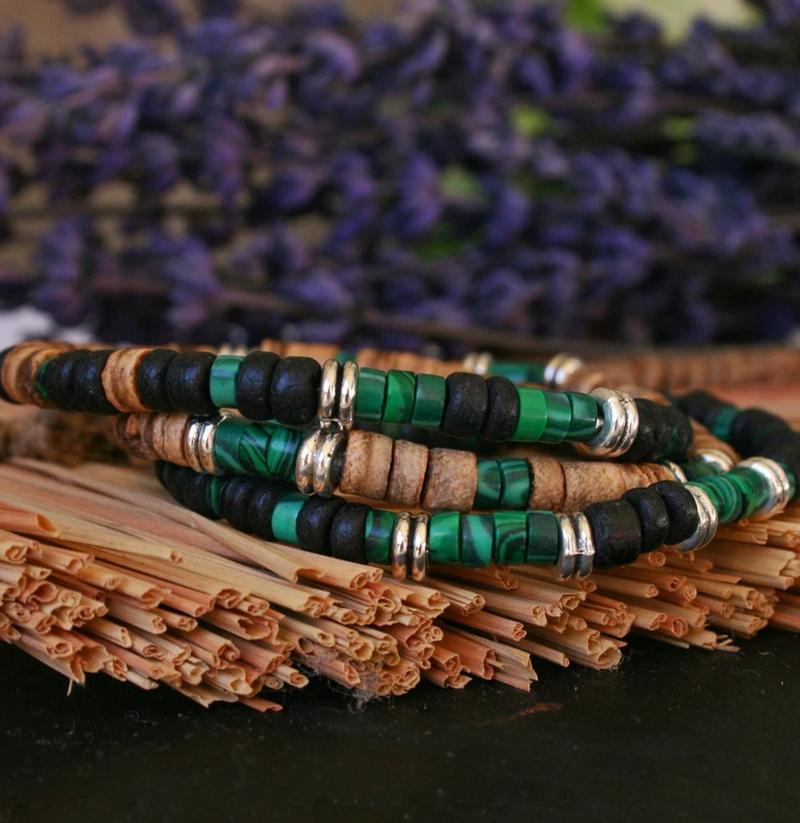 Product Introduction of Man Set Malachite Coconut / Boho Green Black Coconut Bead Bracelet 2