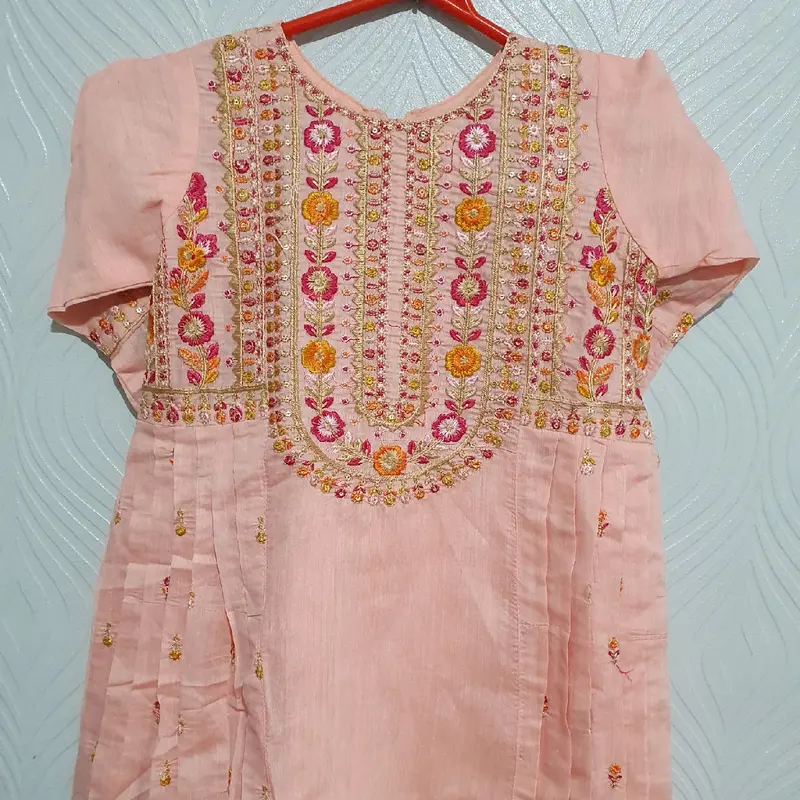 KIDS COLLECTION GIRLS BEAUTIFUL EMBROIDERED COTTON FROKE SUIT WITH BEAUTIFUL NECK LACE 0