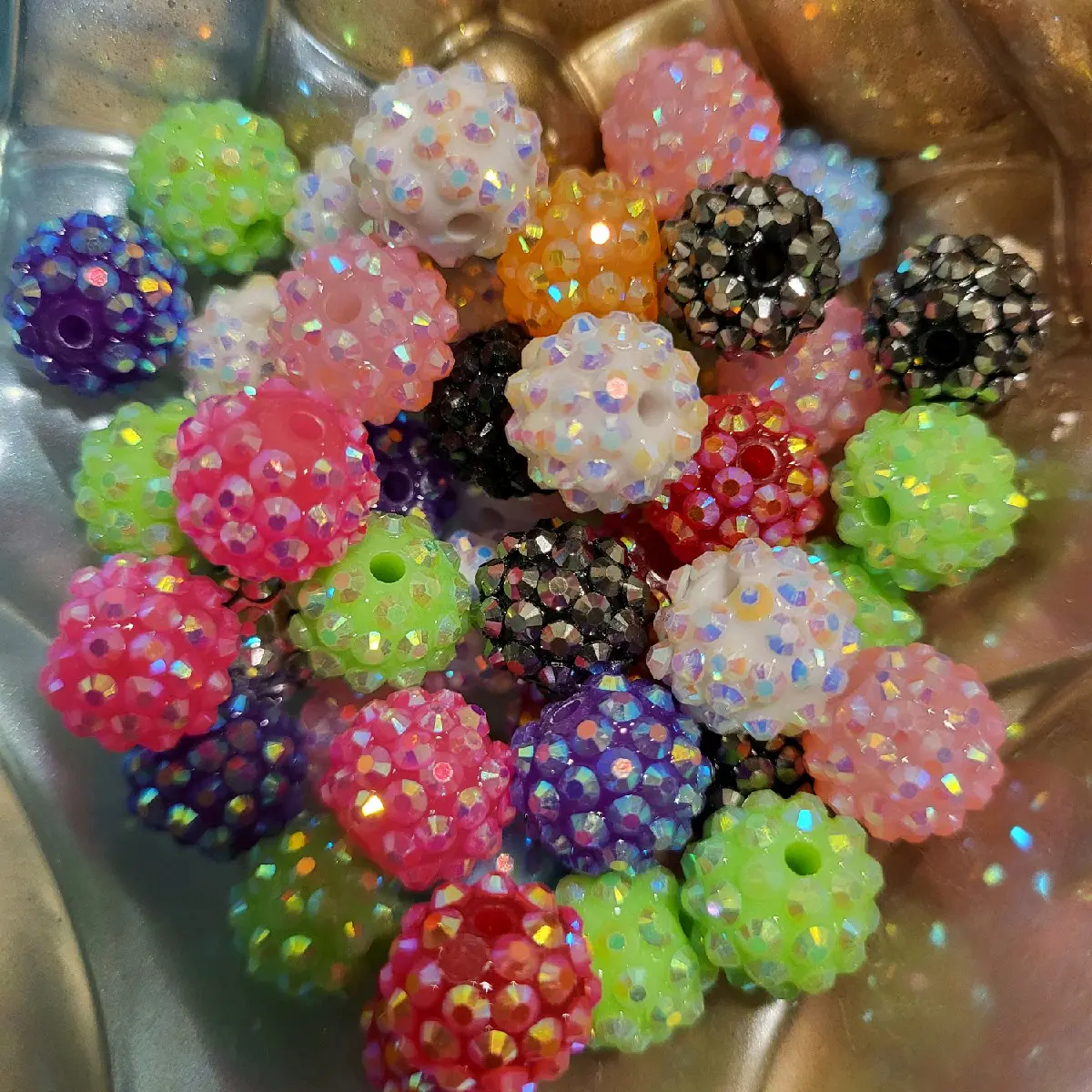 beads on live