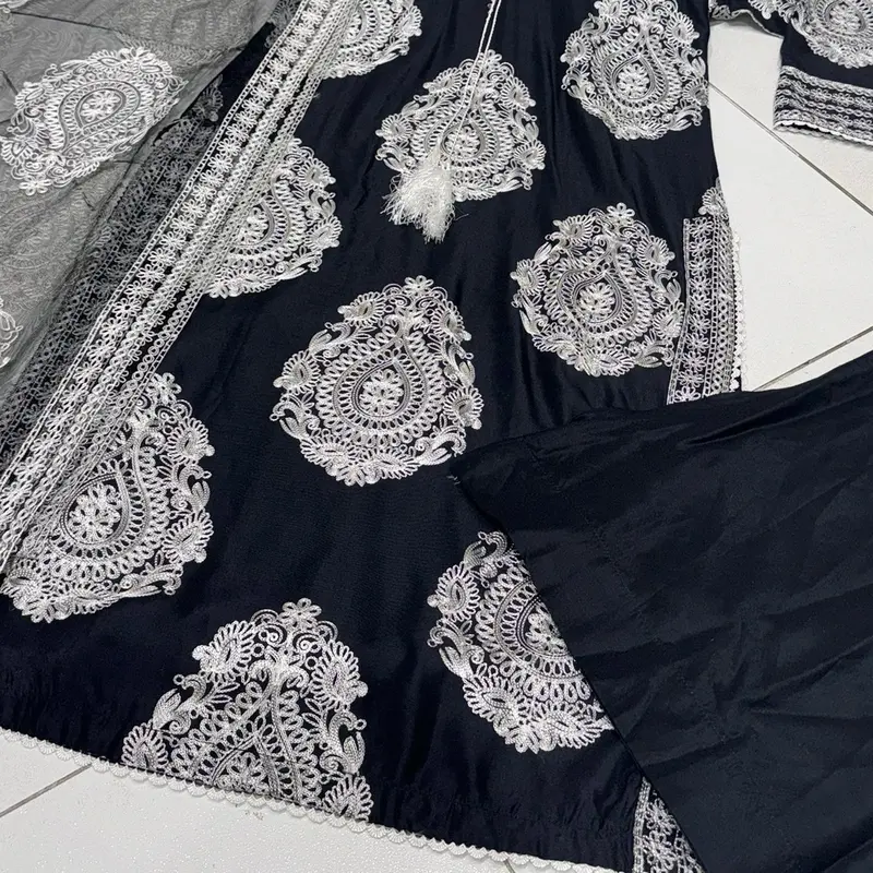 5 COLOURS! LC 7668 Embroidered work plazzo kameez design with white embroidery  Womenswear 7