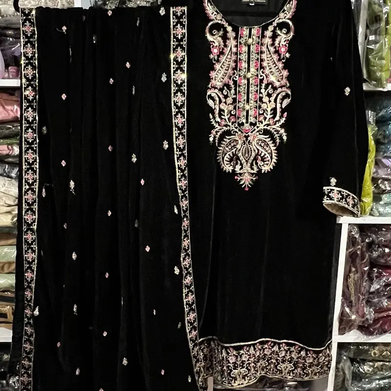 Pakistani Luxury 9000 micro Velvet 3pc Embroidered Dreee with Velvet Shawl and trouser. Formal... 0