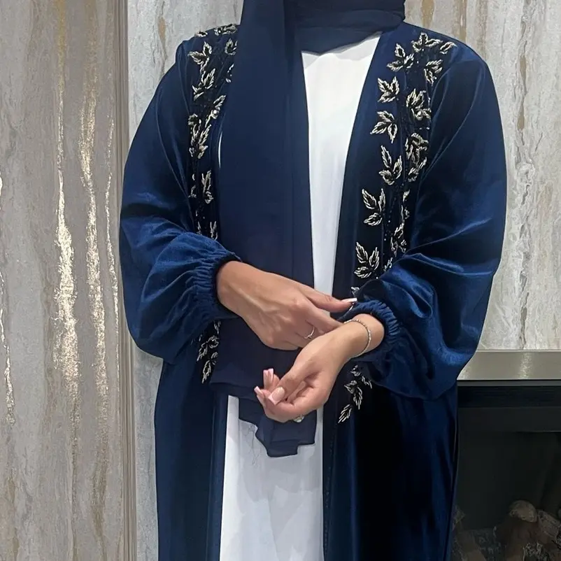 SAUM Laiqa Velvet Abaya 3pc Set with Chiffon Hijab