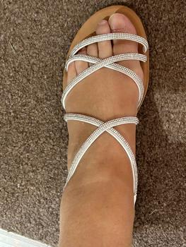 Product Review of Women's Fashionable Rhinestone Decorated Slip on Sandals, 1 Pair Casual and Versatile Open Toe Flat Sandals for Summer, Lightweight Comfortable Shoes for Daily Wear from M**l 0