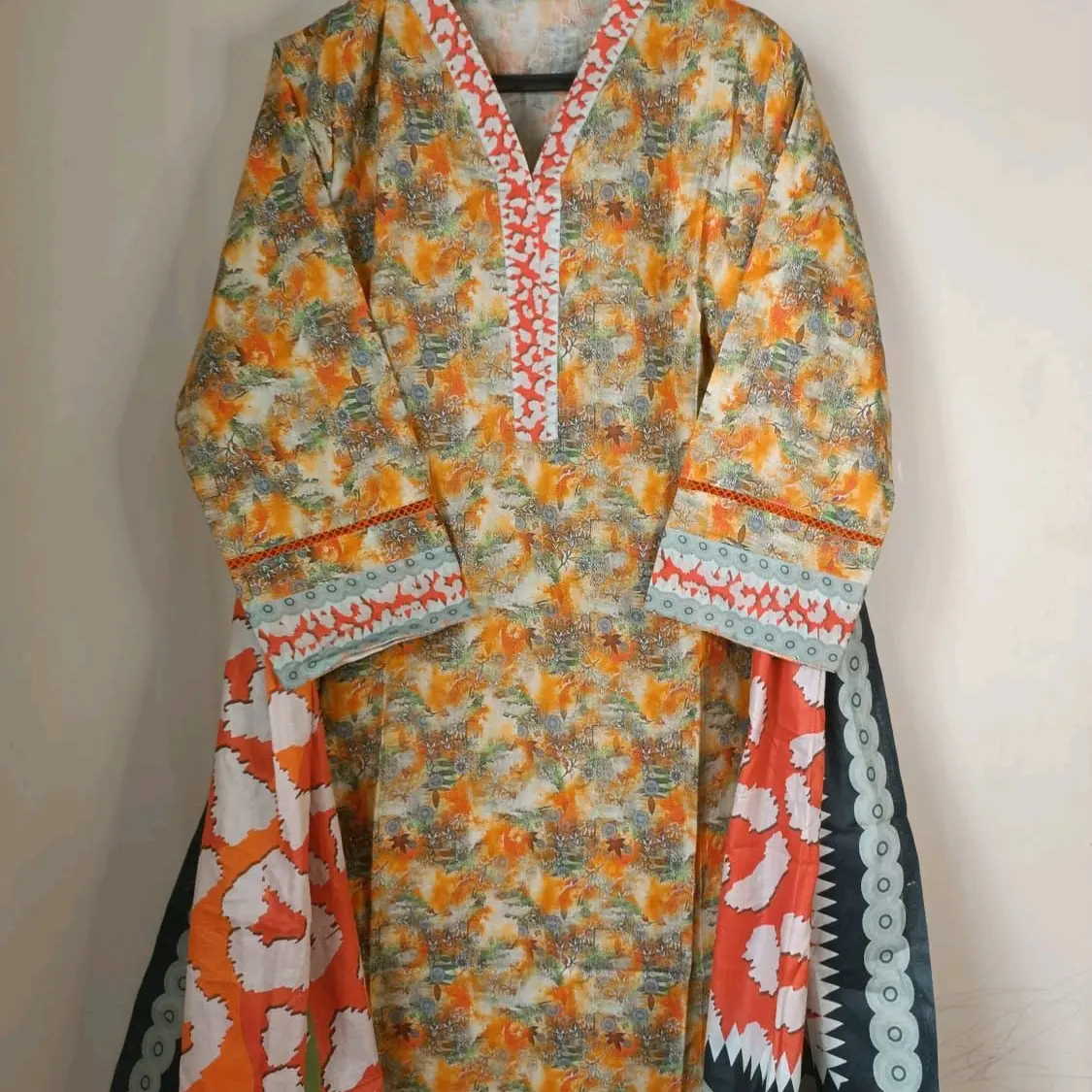 Pure guljee lawn printed 3 PC with lawn dopatta S to xxl