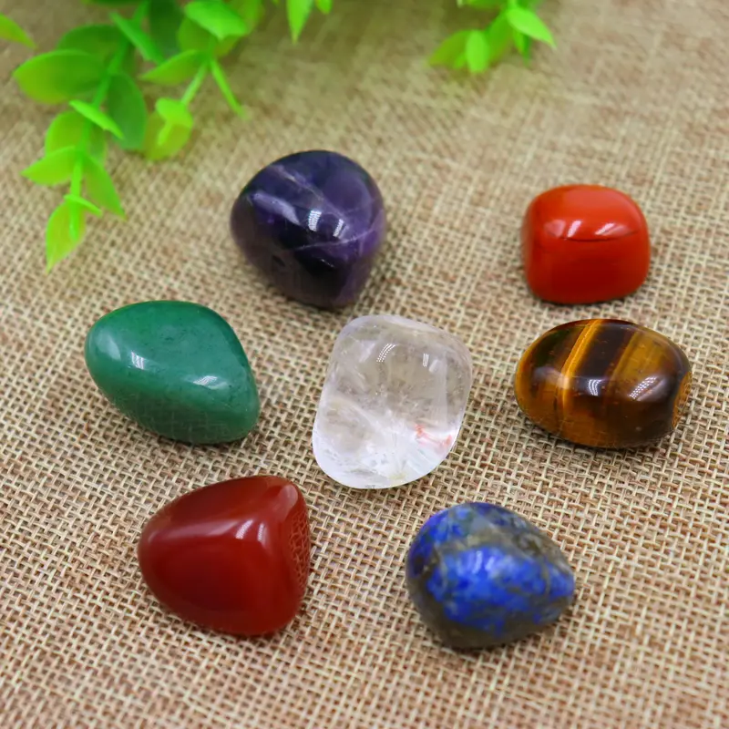 Chakra crystals for yoga and chakra healing 2