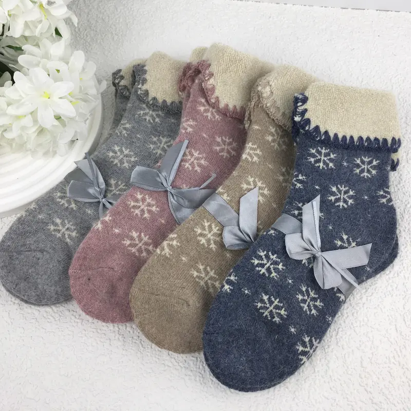 Warm And Cozy Slipper Cuffed Socks With Snowflake Prints for Women 0