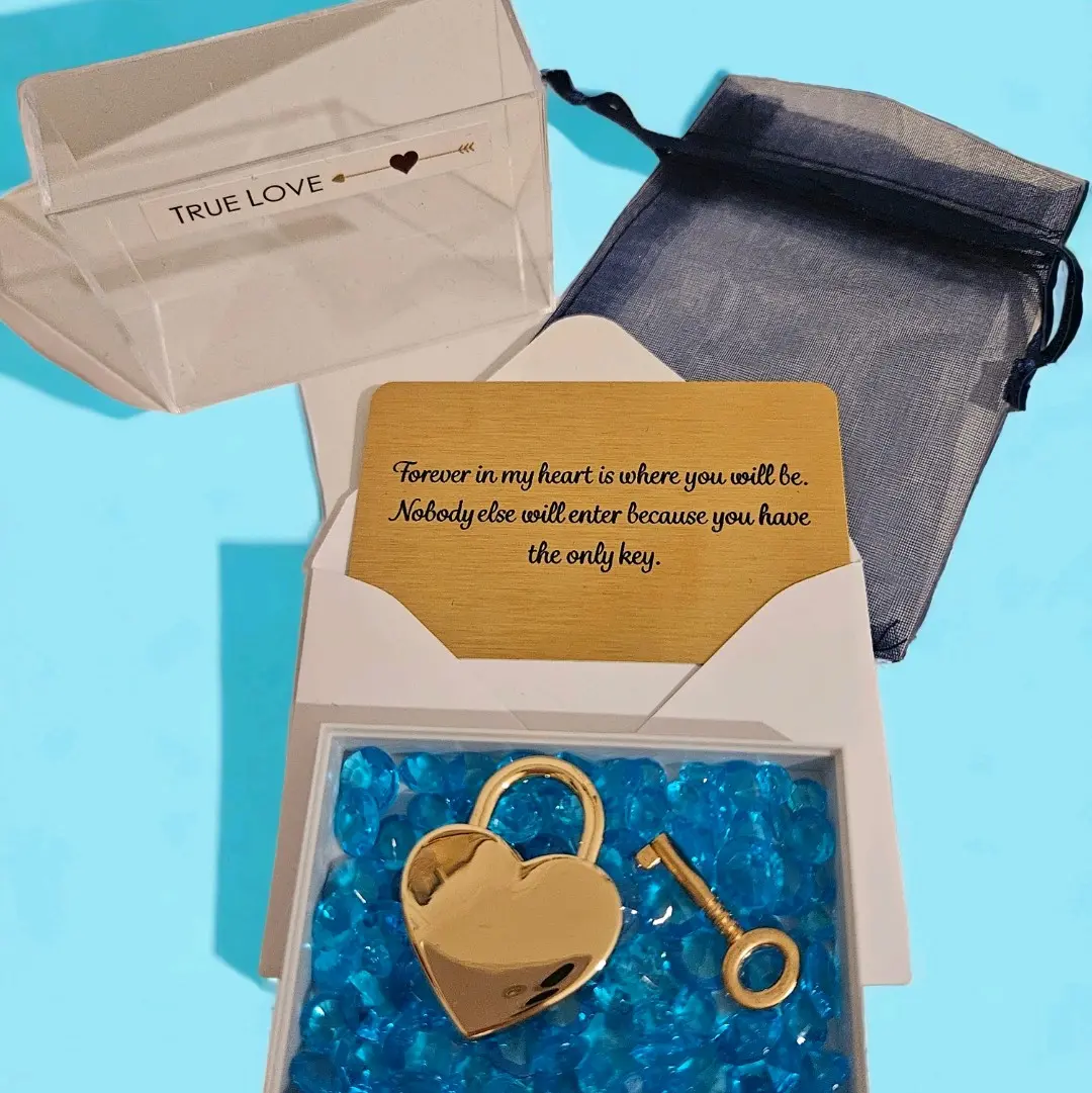 Presenting a timeless gift for couples that speaks the language of love and commitment: the Lock and Key set.