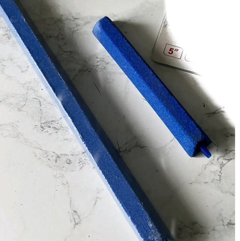 Air bars for ponds