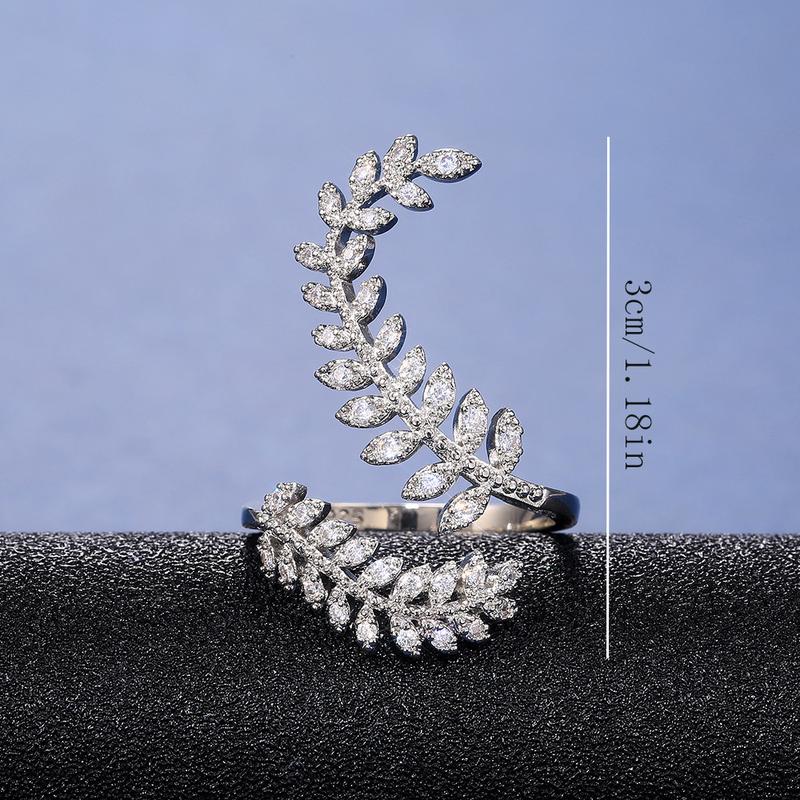 Product Introduction of Luxurious High-end Fashion Accessory With Synthetic Zirconia Plant Leaf Design Long Ring 3