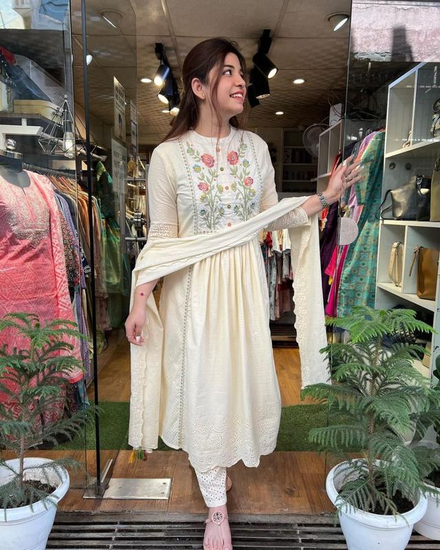 Elegant Cotton Dobby Self Zikzak & Shifley Kurta Set with Silk Dupatta 4