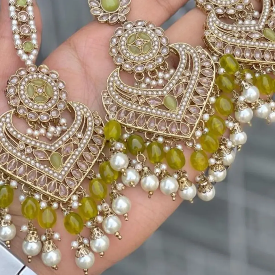 Anarkali Heart shaped earrings and tikka